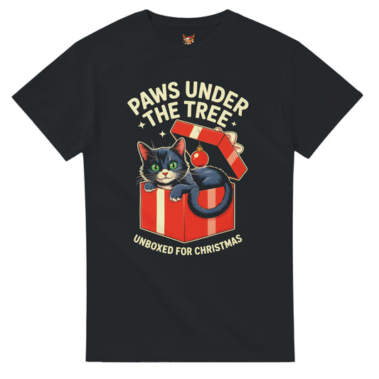 Unisex shirt with cat design in black or navy.